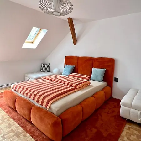 Daire Hof27- Mansarde Gross Eissel