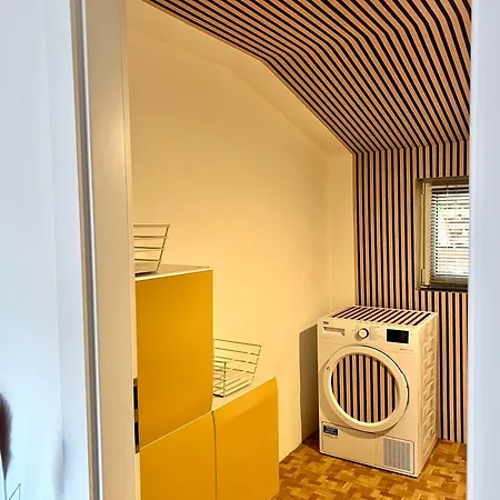 Hof27- Mansarde Appartement *